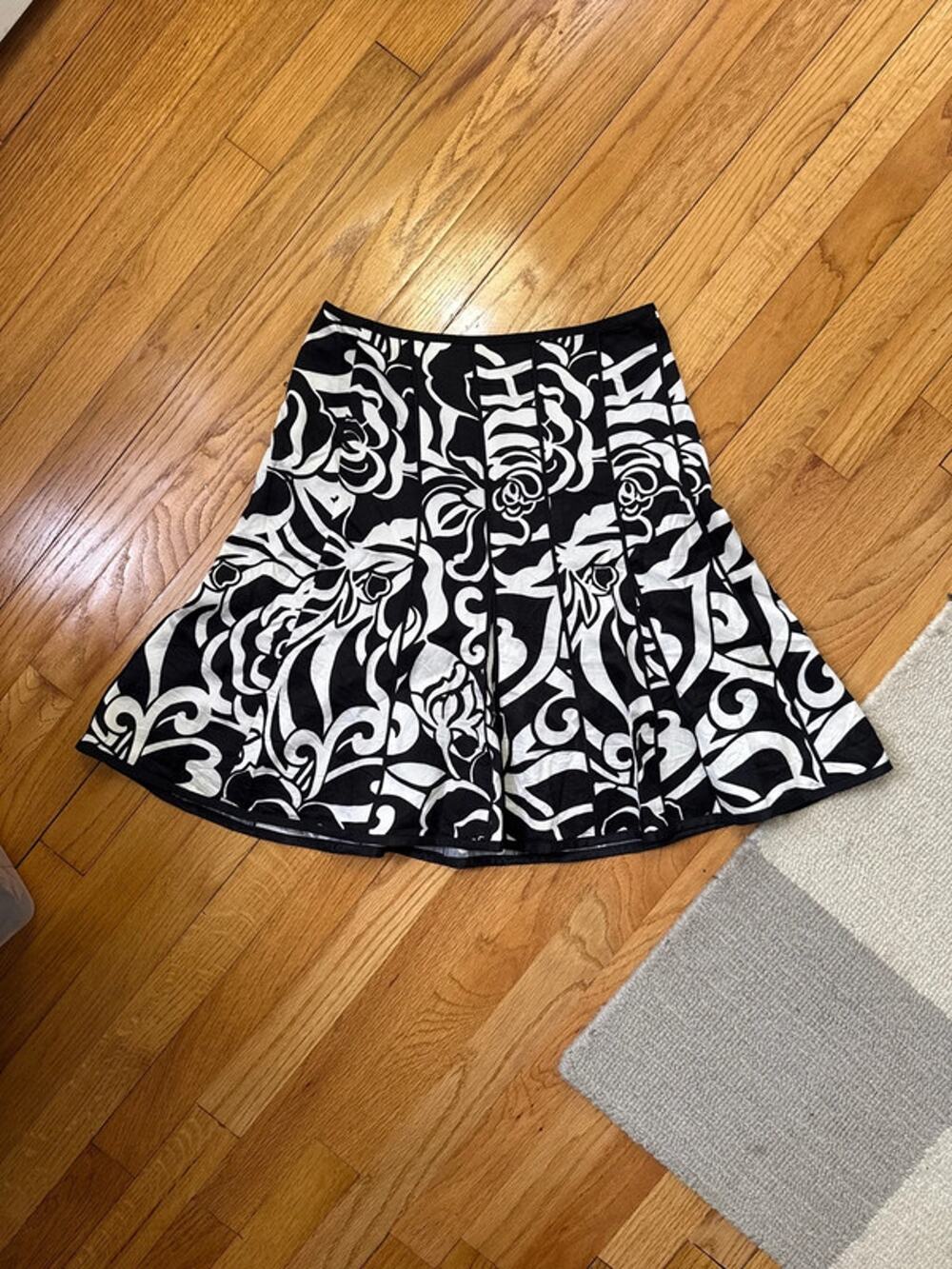 Y2K style floral pleated look midi skirt - Ann taylor 0P